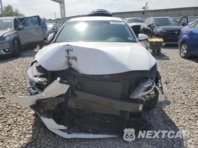 Piąte zdjęcie samochodu w środku: 2019 KIA OPTIMA LX VIN:5XXGT4L34KG336416 - miniatura