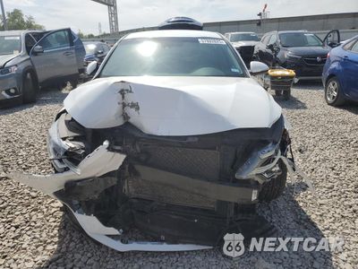Piąte zdjęcie samochodu w środku: 2019 KIA OPTIMA LX VIN:5XXGT4L34KG336416 - miniatura