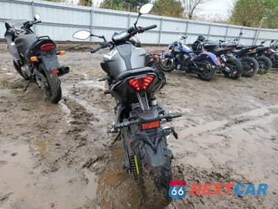 Czwarte zdjęcie samochodu z boku: 2018 YAMAHA MT07 VIN:JYARM27EXJA001169 - miniatura