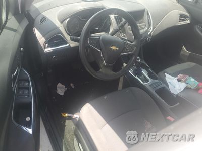 Zdjęcie 8 z 13 samochodu: 2019 CHEVROLET CRUZE LT VIN:3G1BE6SMXKS535449 - miniatura