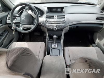 Zdjęcie 8 z 13 samochodu: 2010 HONDA ACCORD LXP VIN:1HGCP2F47AA098715 - miniatura