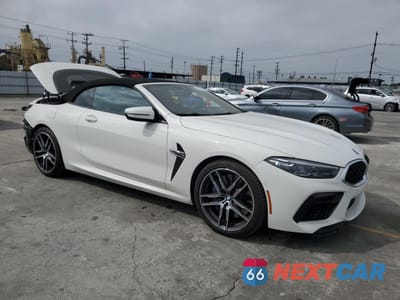 Czwarte zdjęcie samochodu z boku: 2020 BMW M8 VIN:WBSDZ0C07LCD81816 - miniatura