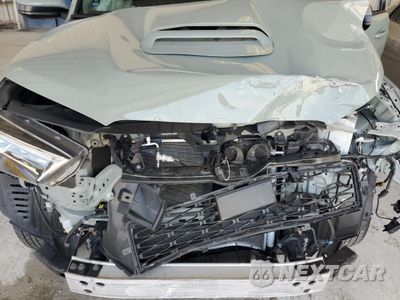 Zdjęcie 12 z 15 samochodu: 2022 TOYOTA 4RUNNER SR5/SR5 PREMIUM VIN:JTEPU5JR3N6029506 - miniatura