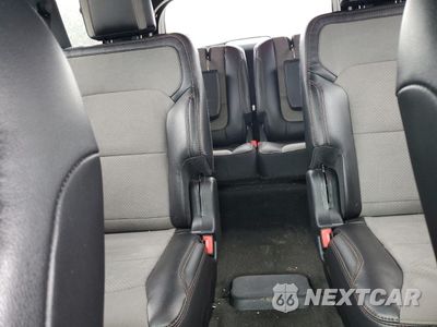 Zdjęcie 10 z 13 samochodu: 2017 FORD EXPLORER XLT VIN:1FM5K8D83HGD83350 - miniatura