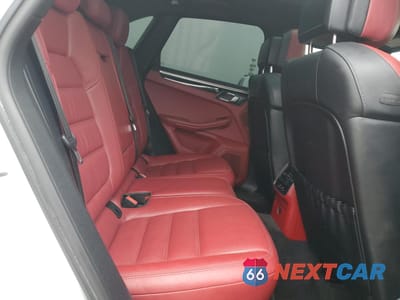 Zdjęcie 11 z 13 samochodu: 2023 PORSCHE MACAN S VIN:WP1AG2A53PLB39407 - miniatura