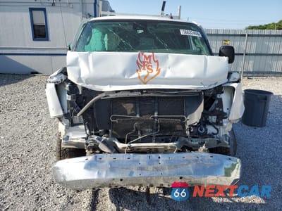 Piąte zdjęcie samochodu w środku: 2019 CHEVROLET EXPRESS G3500 LT VIN:1GAZGPFG7K1290646 - miniatura
