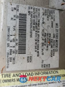 Zdjęcie 13 z 13 samochodu: 2005 LINCOLN NAVIGATOR VIN:5LMFU27525LJ10705 - miniatura