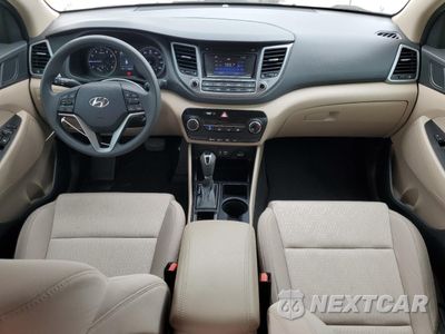 Zdjęcie 8 z 16 samochodu: 2016 HYUNDAI TUCSON SE VIN:KM8J23A42GU231384 - miniatura