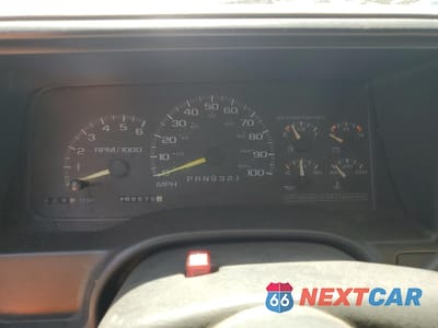 Zdjęcie 9 z 15 samochodu: 1997 CHEVROLET TAHOE K1500 VIN:1GNEK13R6VJ340522 - miniatura