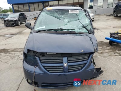 Piąte zdjęcie samochodu w środku: 2005 DODGE GRAND CARAVAN SXT VIN:2D4GP44L65R256116 - miniatura