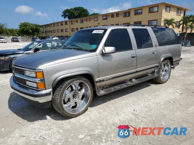 1999 CHEVROLET SUBURBAN C1500 3GNEC16R8XG267165 - główne zdjęcie licytacji z USA - miniatura