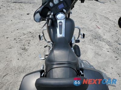 Zdjęcie 6 z 8 samochodu: 2016 HARLEY-DAVIDSON FLHX STREET GLIDE VIN:1HD1KBM18GB630228 - miniatura