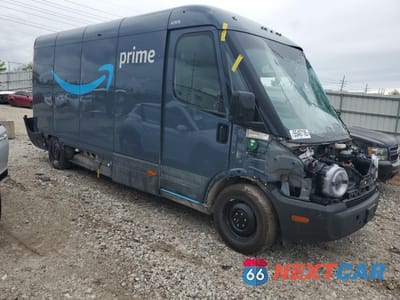 Czwarte zdjęcie samochodu z boku: 2023 RIVIAN EDV 700 VIN:7FCEHEB75PN013078 - miniatura