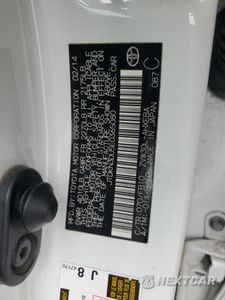 Zdjęcie 13 z 15 samochodu: 2014 TOYOTA PRIUS VIN:JTDKN3DU5E0365080 - miniatura