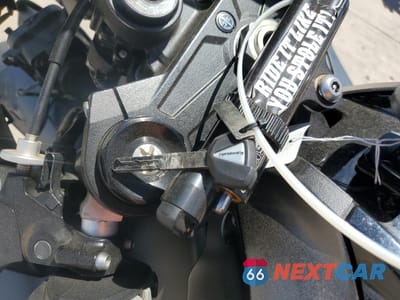 Zdjęcie 8 z 10 samochodu: 2023 KAWASAKI ZX1002 M VIN:JKBZXVM18PA004228 - miniatura