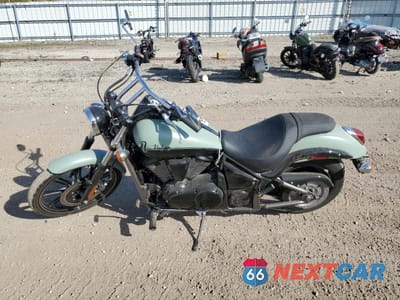Trzecie zdjęcie samochodu z tyłu: 2023 KAWASAKI VN900 F VIN:JKAVN2F13PA000446 - miniatura