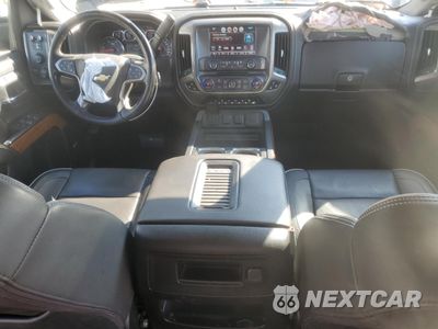 Zdjęcie 8 z 15 samochodu: 2018 CHEVROLET SILVERADO K2500 HIGH COUNTRY VIN:1GC1KXEY6JF201695 - miniatura