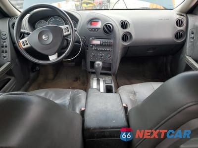 Zdjęcie 8 z 12 samochodu: 2005 PONTIAC GRAND PRIX GT VIN:2G2WS522751342433 - miniatura