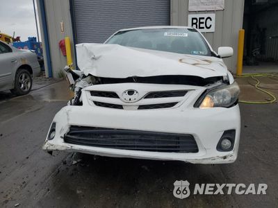 Piąte zdjęcie samochodu w środku: 2013 TOYOTA COROLLA BASE VIN:2T1BU4EE5DC970401 - miniatura
