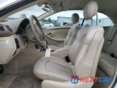 Zdjęcie 7 z 14 samochodu: 2007 MERCEDES-BENZ CLK 350 VIN:WDBTK56F27F215661 - miniatura