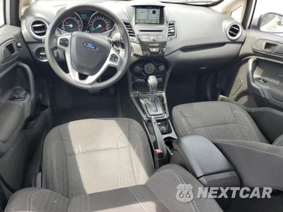 Zdjęcie 8 z 14 samochodu: 2019 FORD FIESTA SE VIN:3FADP4BJ7KM133807 - miniatura
