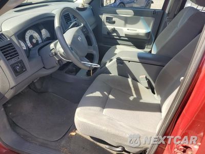 Zdjęcie 7 z 12 samochodu: 2006 DODGE DAKOTA QUAD VIN:1D7HE28K56S522633 - miniatura