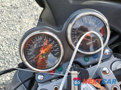 Zdjęcie 7 z 9 samochodu: 2009 SUZUKI GS500 VIN:VTTGM51A592101718 - miniatura