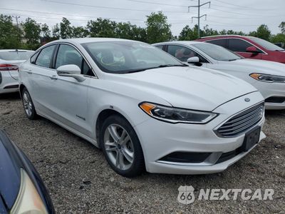 Czwarte zdjęcie samochodu z boku: 2018 FORD FUSION SE HYBRID VIN:3FA6P0LU1JR172016 - miniatura
