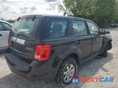 Trzecie zdjęcie samochodu z tyłu: 2011 MAZDA TRIBUTE I VIN:4F2CY0C70BKM03689 - miniatura