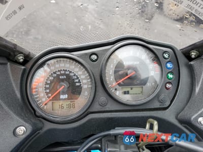 Zdjęcie 7 z 9 samochodu: 2005 KAWASAKI ZR750 K1 VIN:JKAZRDK155A001229 - miniatura