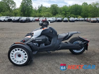 Trzecie zdjęcie samochodu z tyłu: 2022 CAN-AM RYKER RALLY EDITION VIN:3JB2HEH24NJ005103 - miniatura