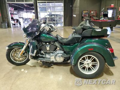 Trzecie zdjęcie samochodu z tyłu: 2021 HARLEY-DAVIDSON FLHTCUTG VIN:1HD1MAF17MB855883 - miniatura