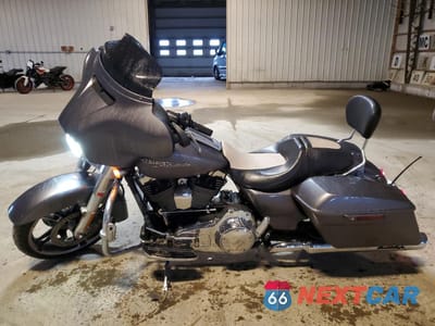 Trzecie zdjęcie samochodu z tyłu: 2014 HARLEY-DAVIDSON FLHX STREET GLIDE VIN:1HD1KBM14EB701342 - miniatura