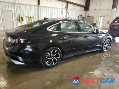 Trzecie zdjęcie samochodu z tyłu: 2024 HYUNDAI SONATA SEL VIN:KMHL64JA9RA377729 - miniatura