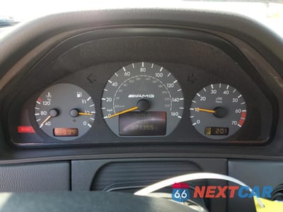 Zdjęcie 9 z 13 samochodu: 2000 MERCEDES-BENZ E 55 AMG VIN:WDBJF74J7YB055624 - miniatura