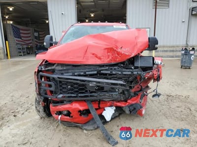 Piąte zdjęcie samochodu w środku: 2023 FORD F350 SUPER DUTY VIN:1FT8W3BTXPEE14751 - miniatura