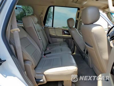 Zdjęcie 11 z 16 samochodu: 2006 FORD EXPEDITION LIMITED VIN:1FMPU19516LA46981 - miniatura