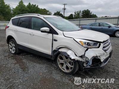 Czwarte zdjęcie samochodu z boku: 2019 FORD ESCAPE TITANIUM VIN:1FMCU9J94KUC43434 - miniatura