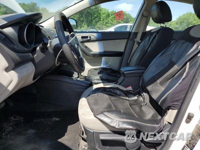 Zdjęcie 7 z 12 samochodu: 2012 KIA FORTE EX VIN:KNAFU4A27C5614814 - miniatura