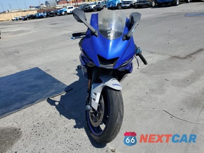 Drugie zdjęcie samochodu z przodu: 2020 YAMAHA YZFR6 C VIN:JYARJ28YXLA002715 - miniatura