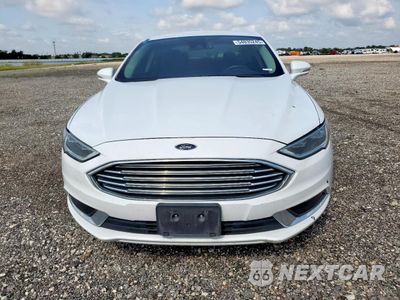 Piąte zdjęcie samochodu w środku: 2018 FORD FUSION SE HYBRID VIN:3FA6P0LUXJR171690 - miniatura