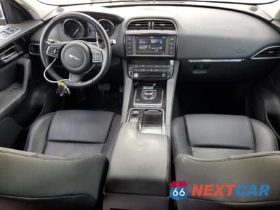 Zdjęcie 8 z 14 samochodu: 2018 JAGUAR F-PACE PREMIUM VIN:SADCJ2FX6JA277214 - miniatura