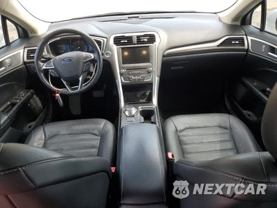Zdjęcie 8 z 12 samochodu: 2017 FORD FUSION SE HYBRID VIN:3FA6P0LU2HR400700 - miniatura