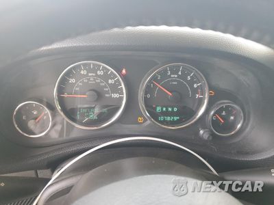 Zdjęcie 9 z 13 samochodu: 2017 JEEP WRANGLER UNLIMITED SPORT VIN:1C4BJWDG7HL599277 - miniatura