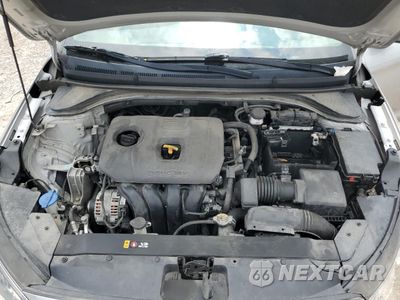 Zdjęcie 11 z 15 samochodu: 2020 HYUNDAI ELANTRA SEL VIN:5NPD84LF5LH611974 - miniatura