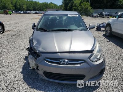 Piąte zdjęcie samochodu w środku: 2016 HYUNDAI ACCENT SE VIN:KMHCT4AE3GU942841 - miniatura
