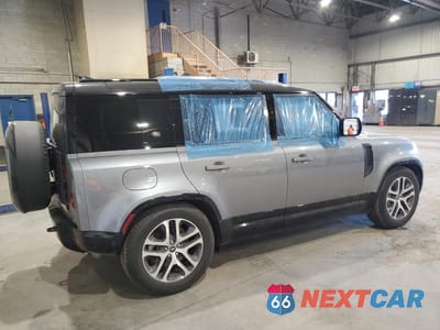 Trzecie zdjęcie samochodu z tyłu: 2024 LAND ROVER DEFENDER 110 X-DYNAMIC SE VIN:SALE27EU3R2320573 - miniatura