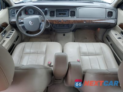 Zdjęcie 8 z 12 samochodu: 2010 MERCURY GRAND MARQUIS LS VIN:2MEBM7FV8AX635848 - miniatura