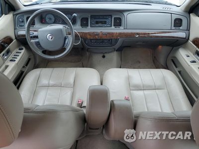Zdjęcie 8 z 12 samochodu: 2010 MERCURY GRAND MARQUIS LS VIN:2MEBM7FV8AX635848 - miniatura