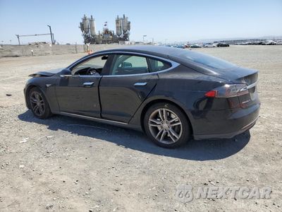 Drugie zdjęcie samochodu z przodu: 2013 TESLA MODEL S VIN:5YJSA1DN7DFP07718 - miniatura